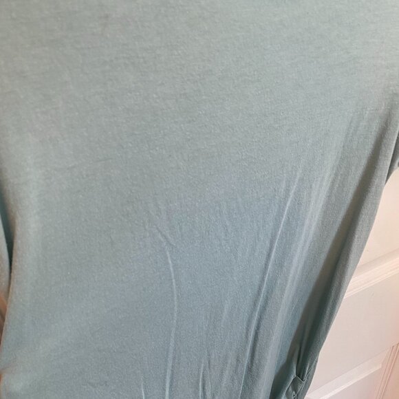 5 / $10 Bundle | Gap Maternity Top - Soft, Stretchy Modal Cotton - Picture 3 of 4
